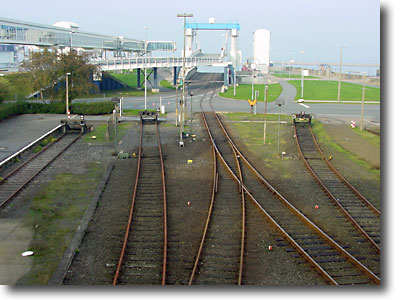 Gleise im Hafen