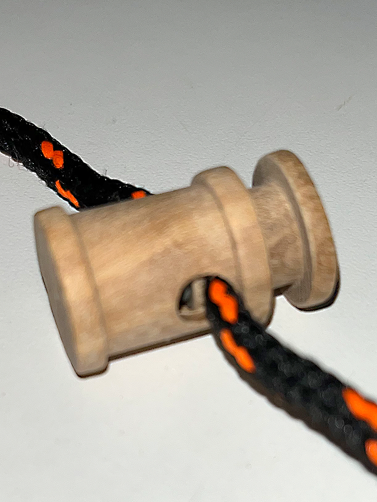 Holz Kordelstopper 2