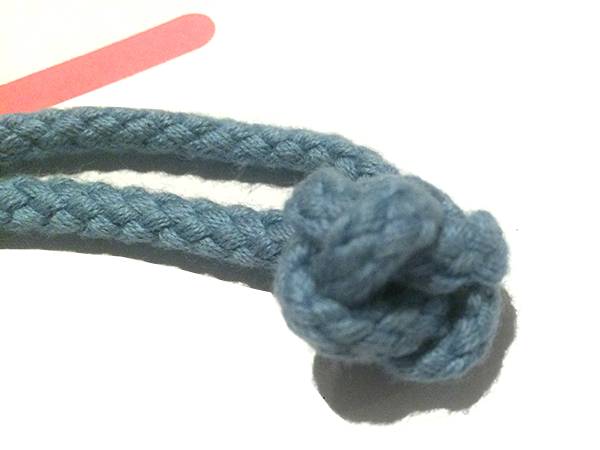 Fertige Hosenträger