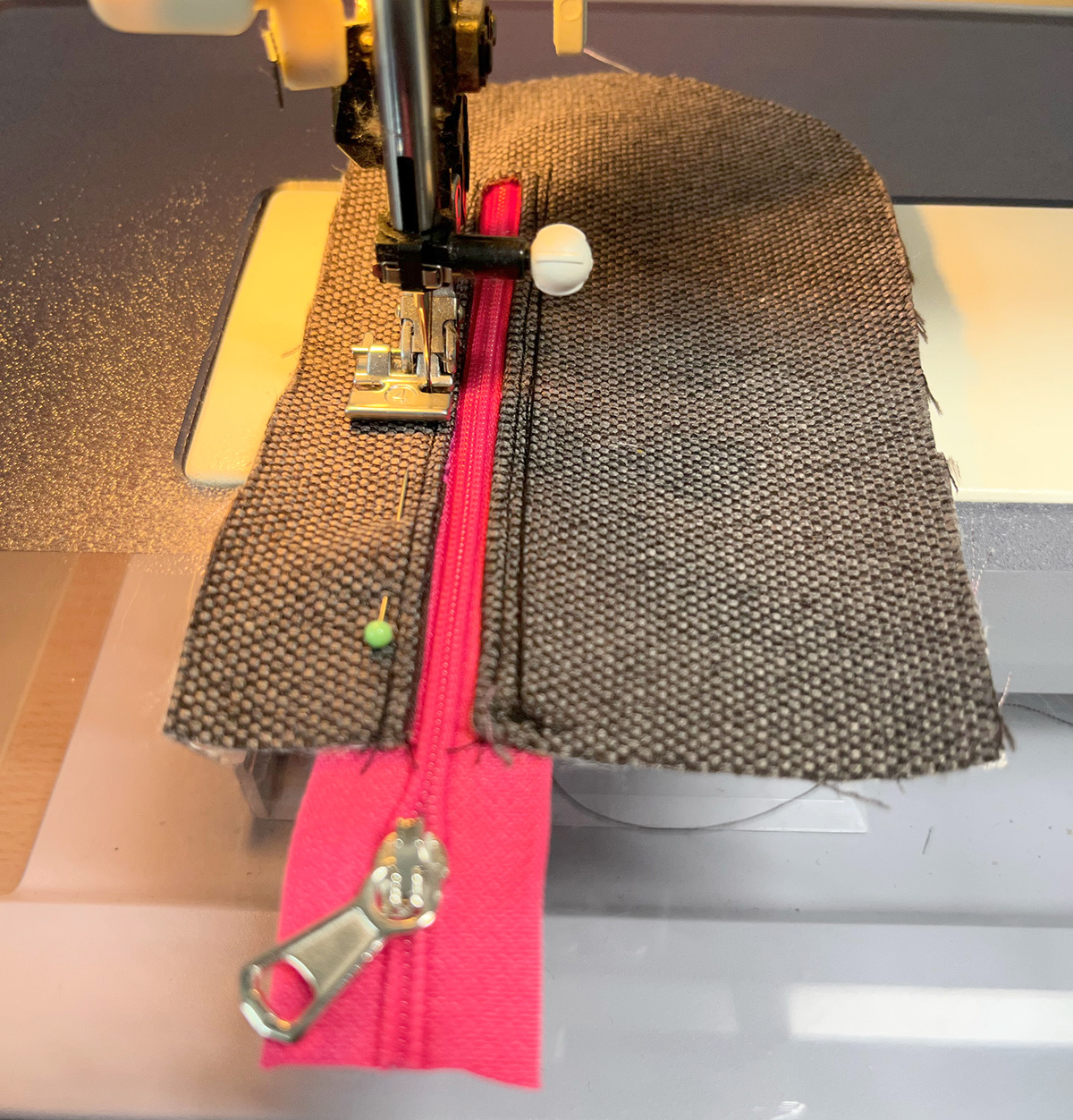 Reißverschlüsse annähen